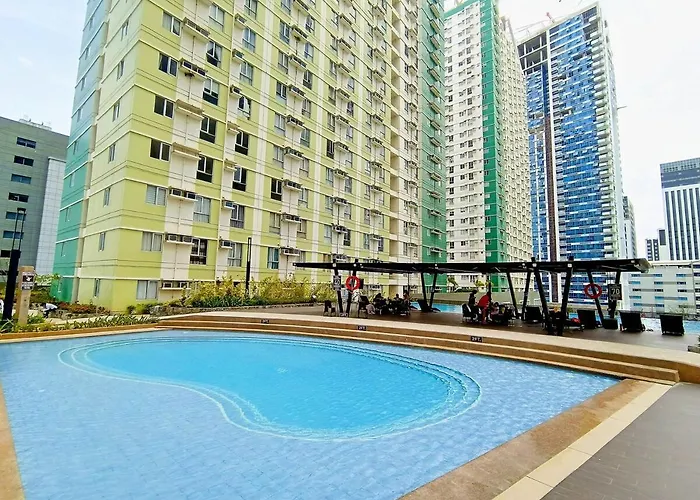 Apartment 1414t4 Avida Riala It Park New Furnished Queen Bed